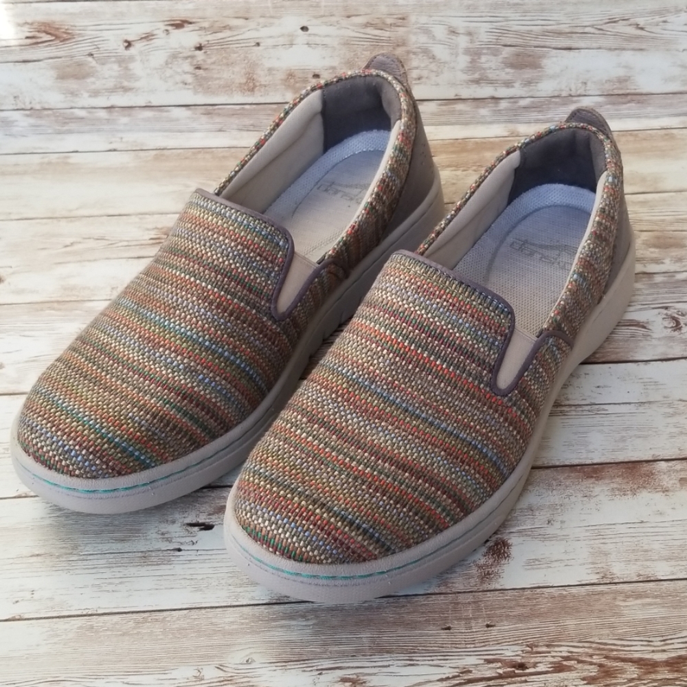 Dansko "Belle" Canvas Slop On Sneaker Size 37